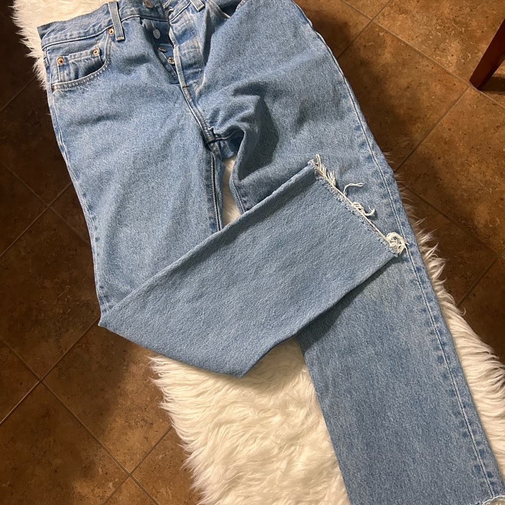 Levi's Light Blue Straight Leg Women's Jeans